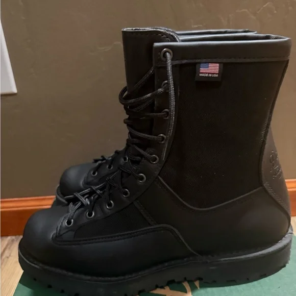 Danner Men's Acadia Black Lace-Up Boots style #21210